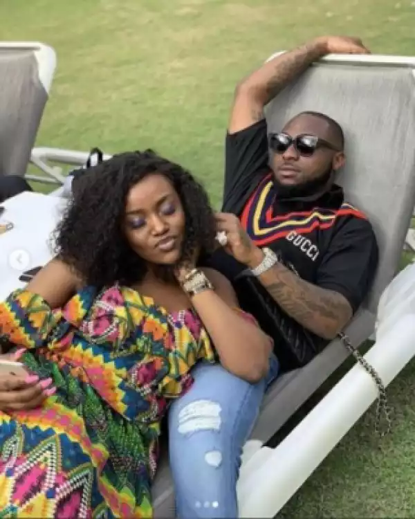 “If You Leave Me Water Go Carry You” – Chioma Warns Davido, As She Wishes Him Happy Birthday
